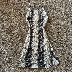 🐍 Gianni Bini Snake Print Slip Midi Dress – Size S